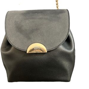 Cute black faux leather chain crossbody bag!